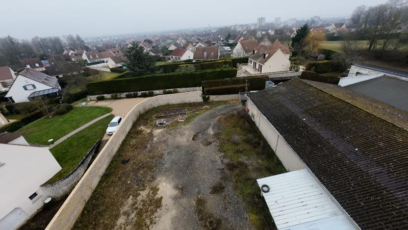 Local d'activités - 1 208 m² - 8 pièces