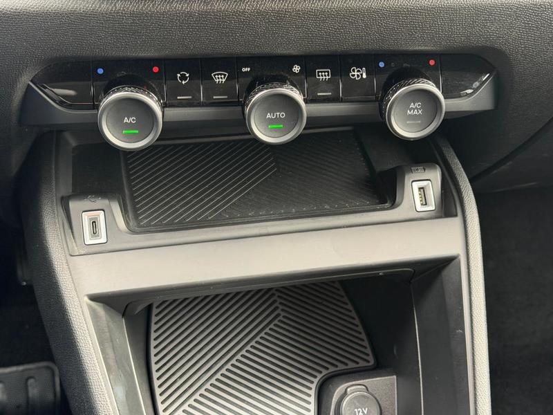 Citroën C4 BlueHDi 130 Eat8 Max