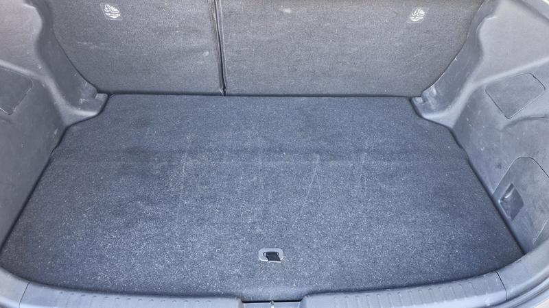 Toyota Yaris 116h Dynamic Business