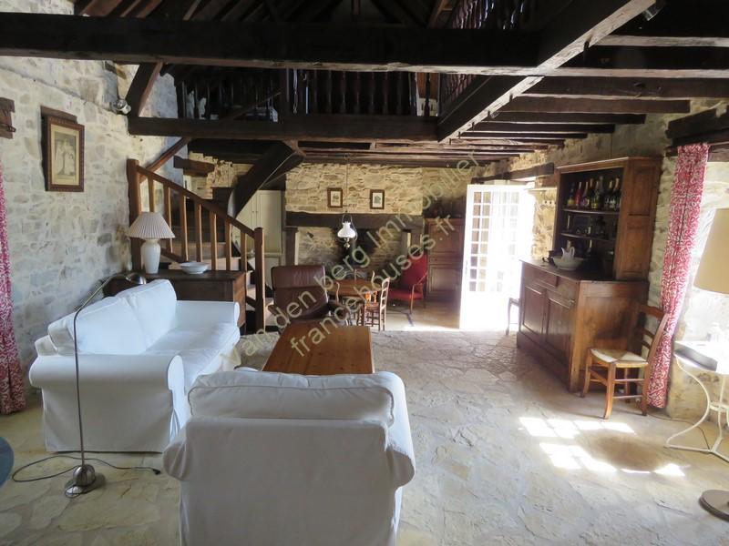 Maison - 110 m² - 4 pièces