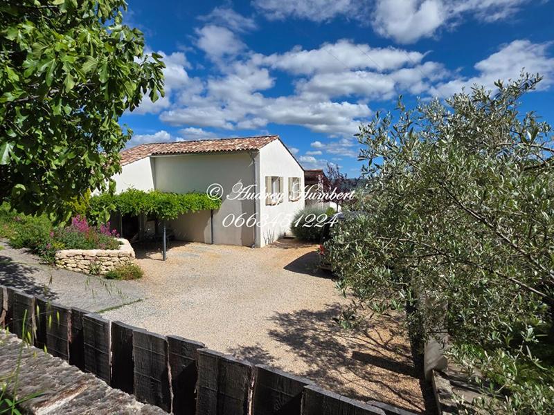 Maison - 156 m² - 8 pièces