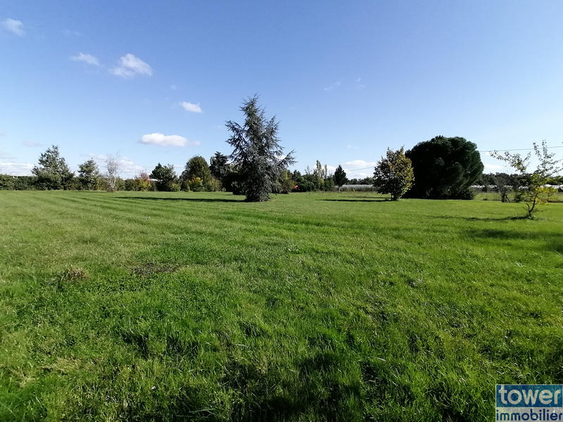 Maison - 285 m² - 9 pièces