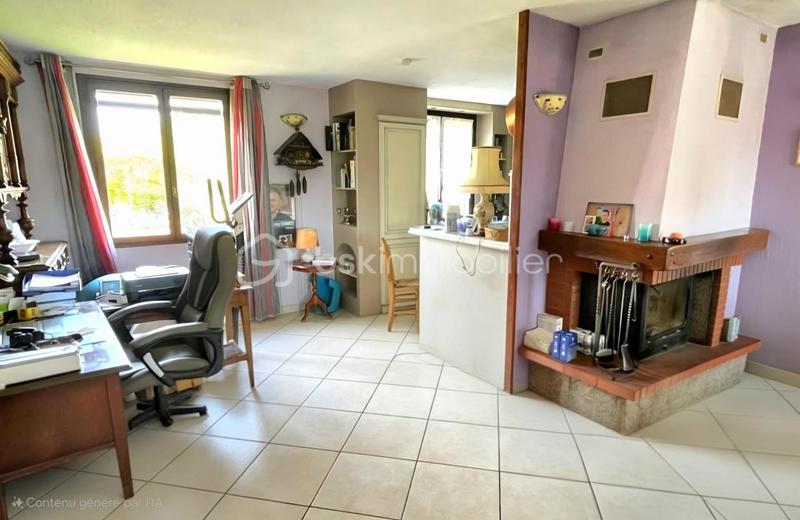 Maison traditionnelle - 140 m² - 6 pièces