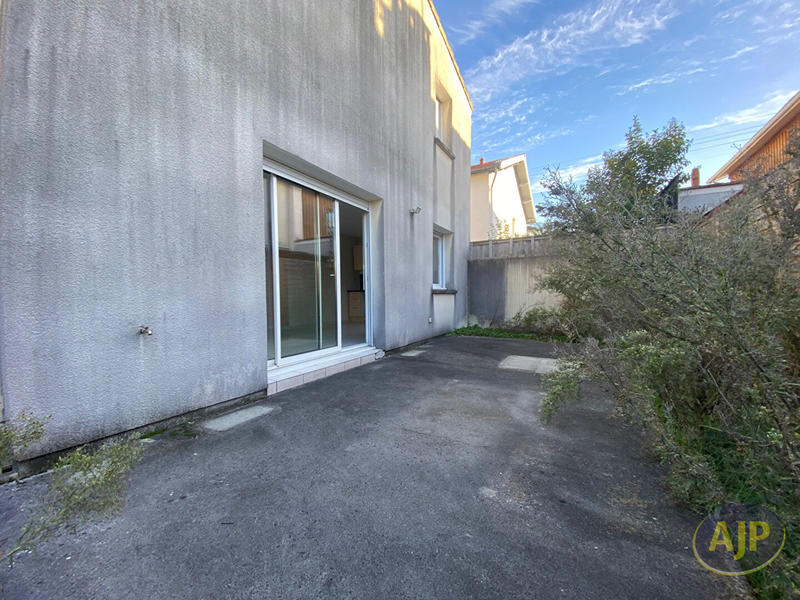 Maison - 75 m² - 4 pièces