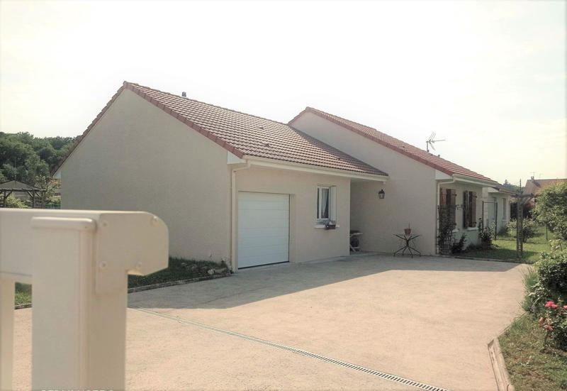 Maison - 100 m² - 5 pièces