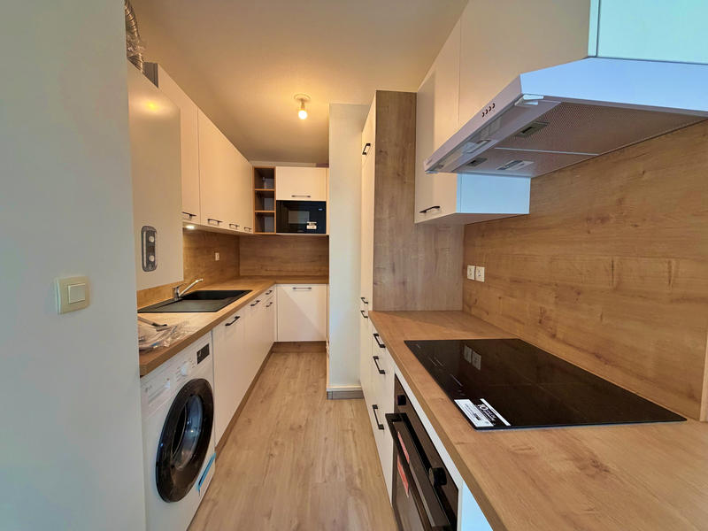 Appartement - 90 m² - 4 pièces