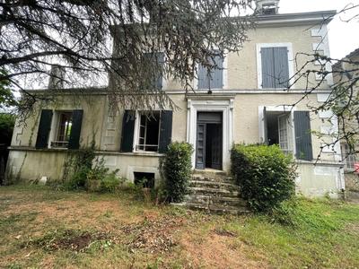 Maison - 157 m² - 7 pièces