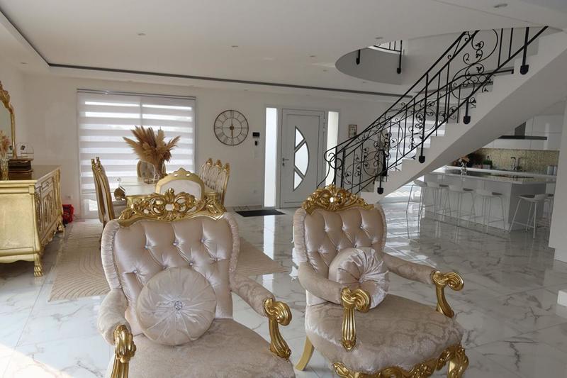 Maison d'architecte - 185 m² - 7 pièces