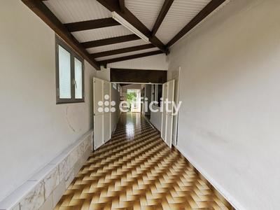 Maison - 127 m² - 5 pièces