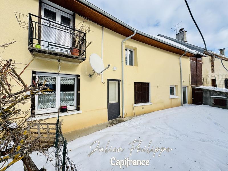 Maison - 96 m² - 5 pièces