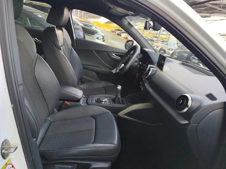 Audi Q2 (2) 35 Tfsi 150 s line