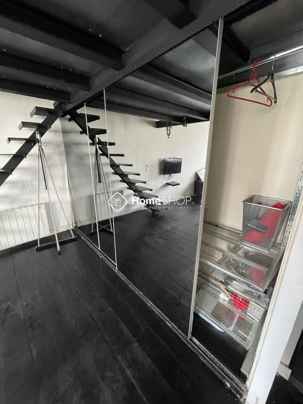 Loft - 43 m² - 1 pièce