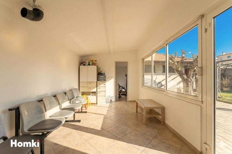 Villa - 210 m² - 6 pièces