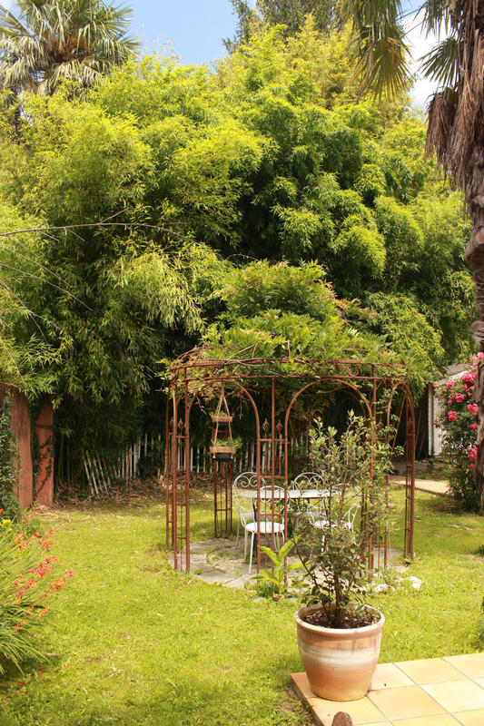 Propriété - 223 m² - 8 pièces