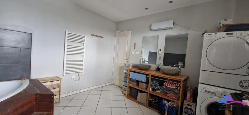 Maison - 99 m² - 3 pièces