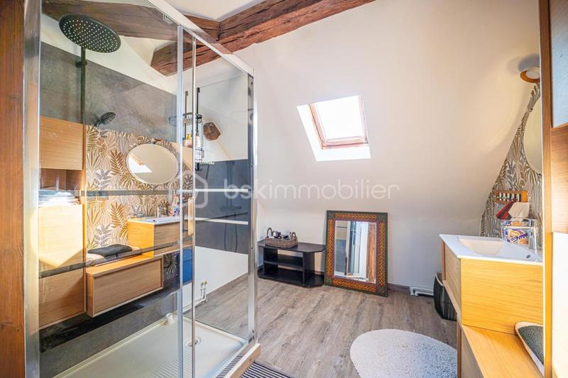 Maison - 303 m² - 10 pièces