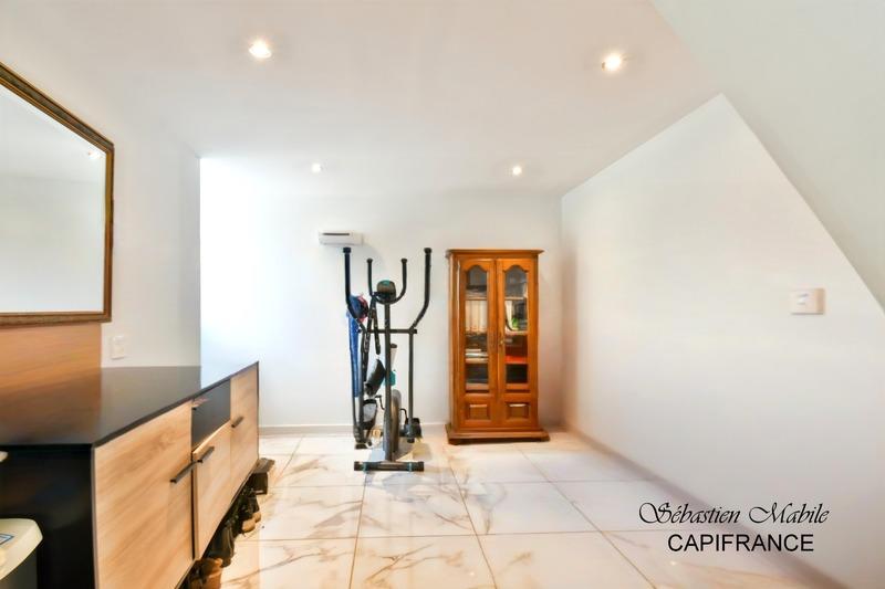 Maison - 151 m² - 6 pièces