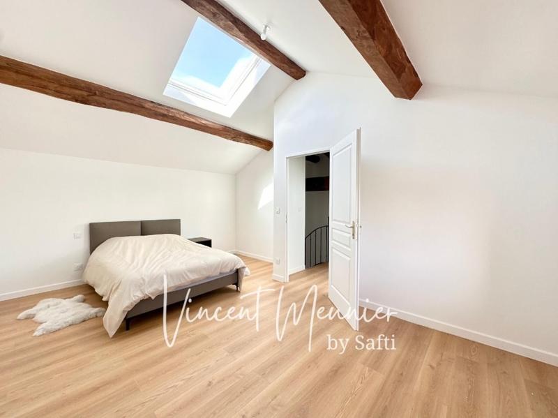 Maison - 140 m² - 5 pièces