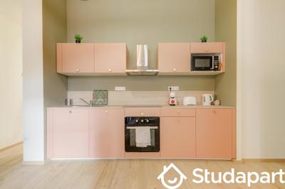 Chambre - 12 m² - 1 pièce