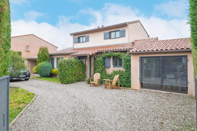 Maison - 151 m² - 6 pièces