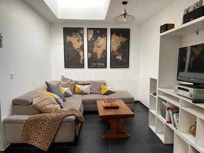 Appartement - 80 m² - 3 pièces