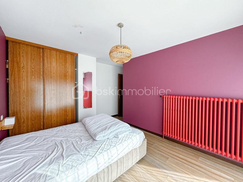 Maison - 255 m² - 12 pièces