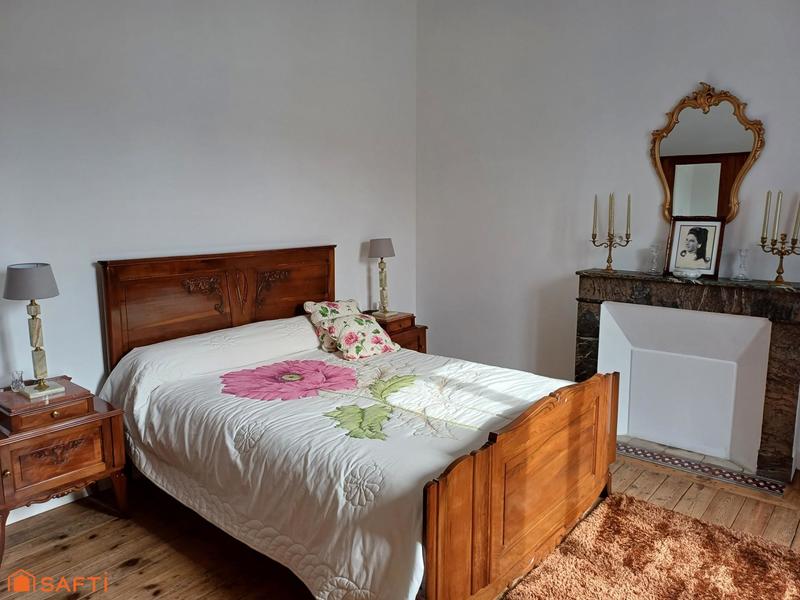 Maison - 226 m² - 7 pièces