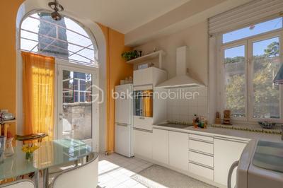 Maison de maîtres - 404 m² - 14 pièces