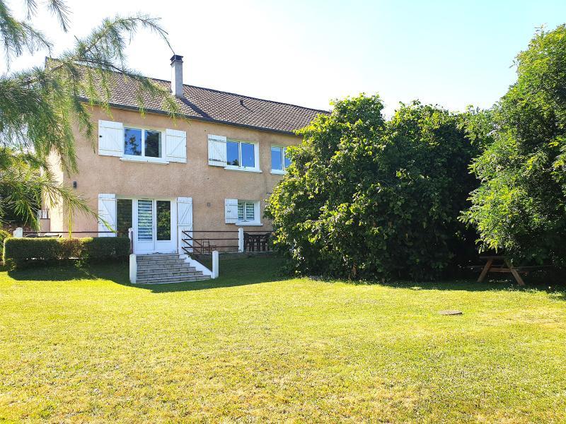 Maison - 260 m² - 10 pièces