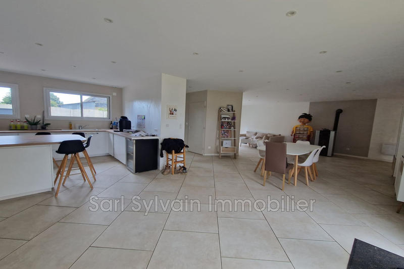 Maison contemporaine - 160 m² - 6 pièces