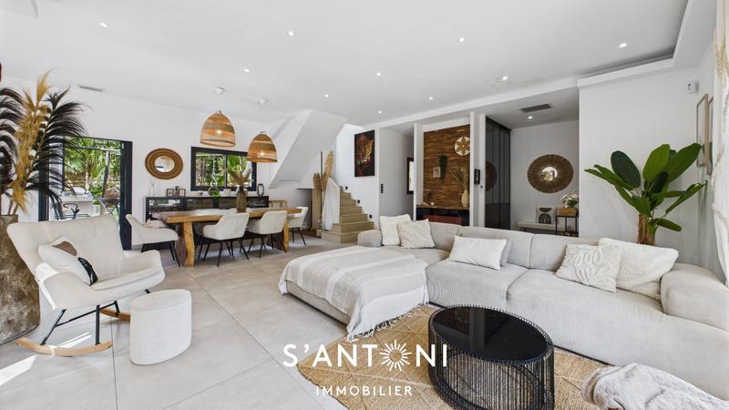 Maison - 125 m² - 4 pièces