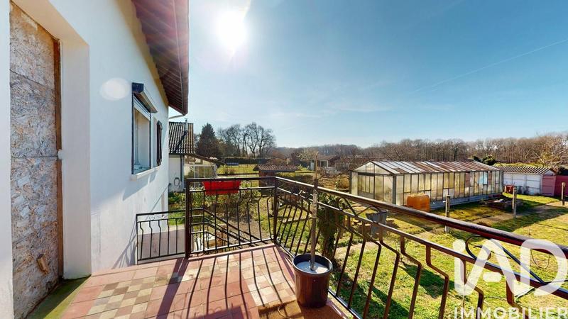 Maison - 120 m² - 7 pièces