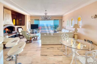 Appartement - 138 m² - 4 pièces