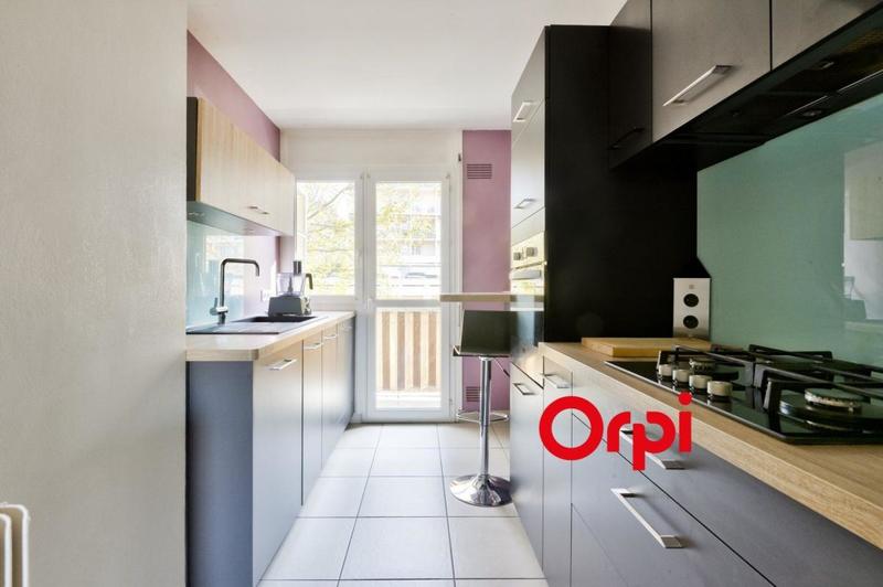 Appartement - 72 m² - 4 pièces