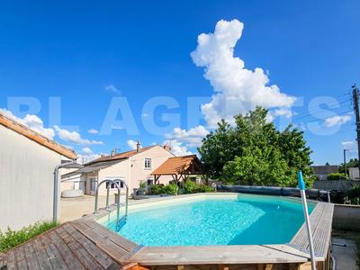 Maison - 160 m² - 5 pièces