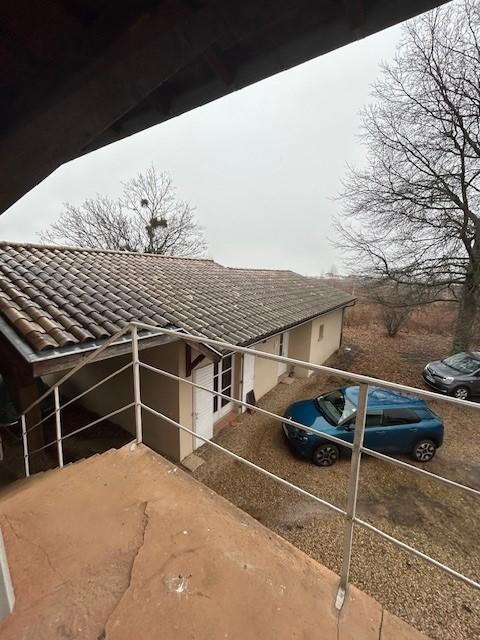 Maison - 236 m² - 9 pièces