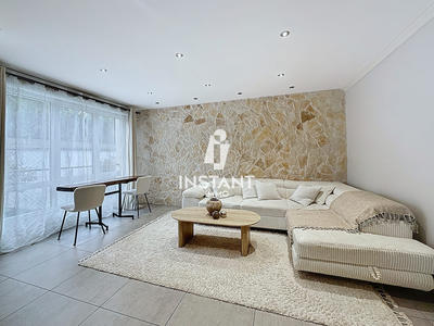 Appartement - 81 m² - 4 pièces