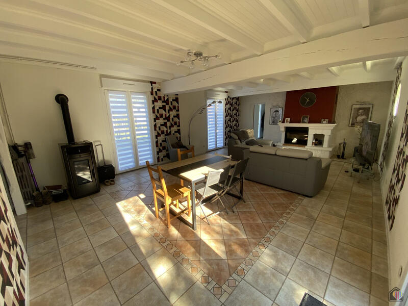 Maison - 153 m² - 6 pièces