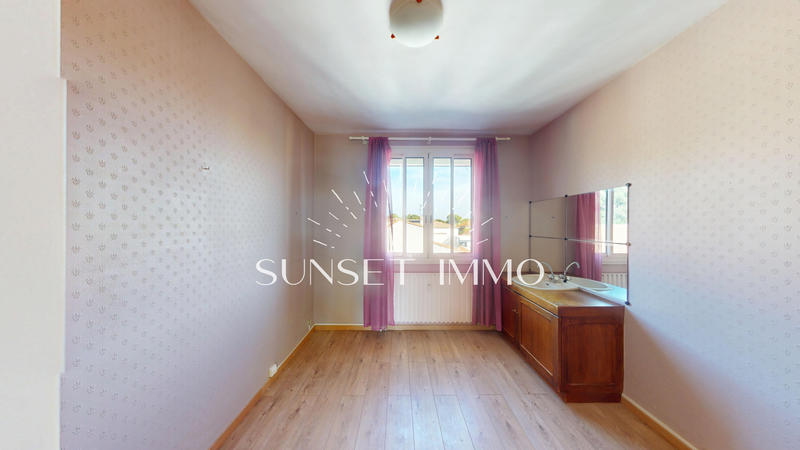 Appartement - 77 m² - 4 pièces