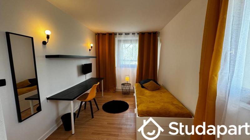 Chambre - 9 m² - 1 pièce