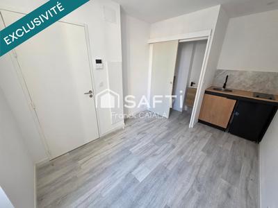 Local commercial - 11 m² - 1 pièce