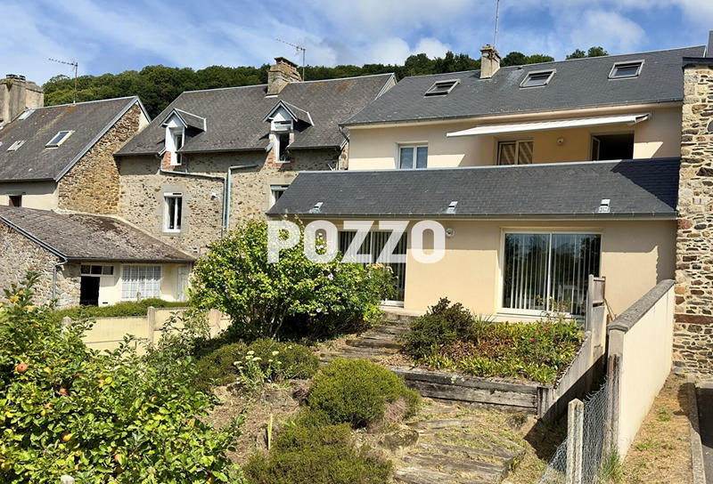 Maison - 137 m² - 7 pièces