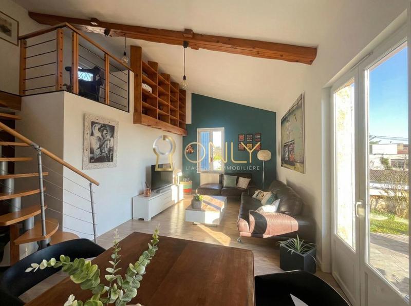 Maison - 105 m² - 4 pièces