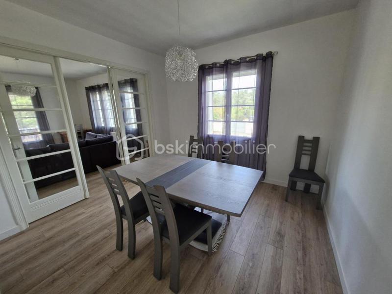 Maison traditionnelle - 160 m² - 7 pièces