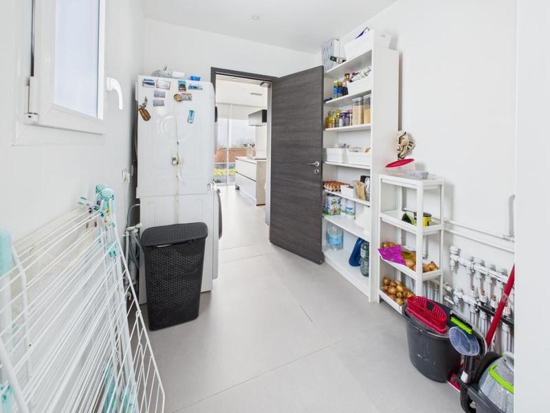 Maison - 147 m² - 6 pièces