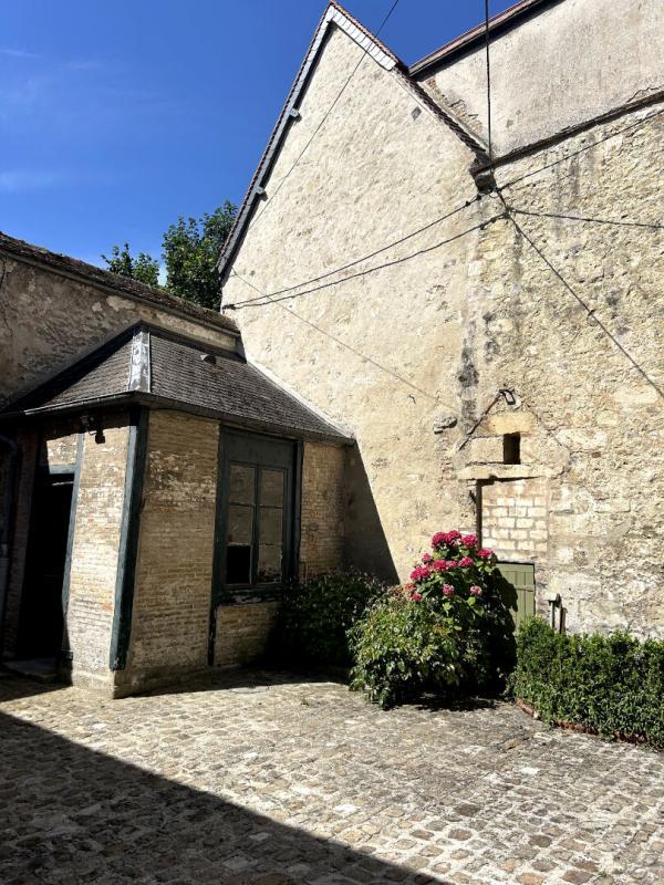 Maison - 180 m² - 6 pièces