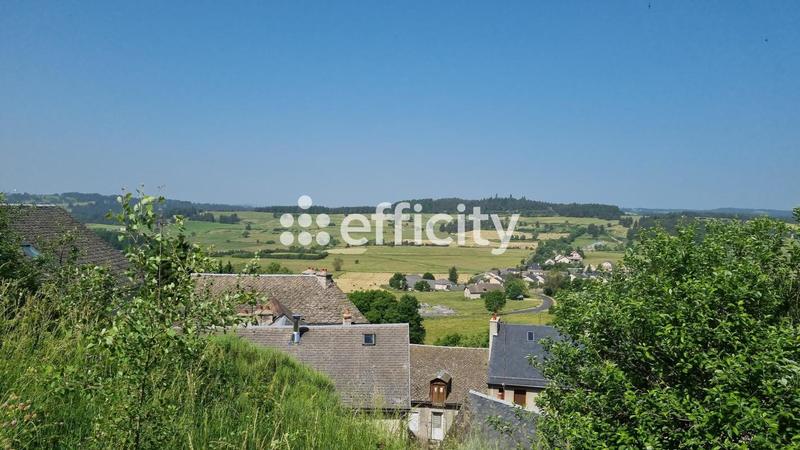 Maison - 90 m² - 6 pièces