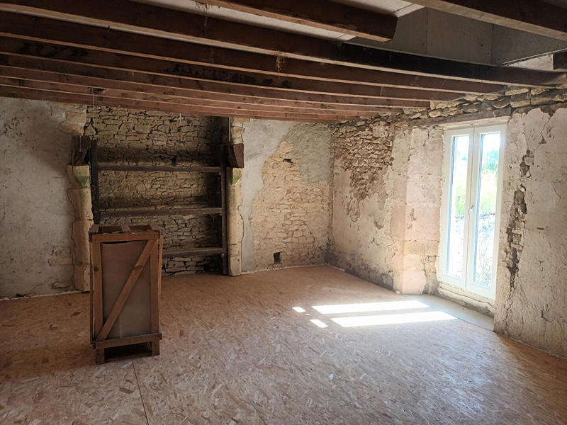 Maison - 350 m² - 4 pièces