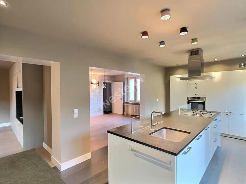 Appartement - 128 m² - 5 pièces