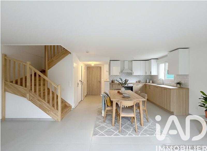 Maison - 84 m² - 4 pièces